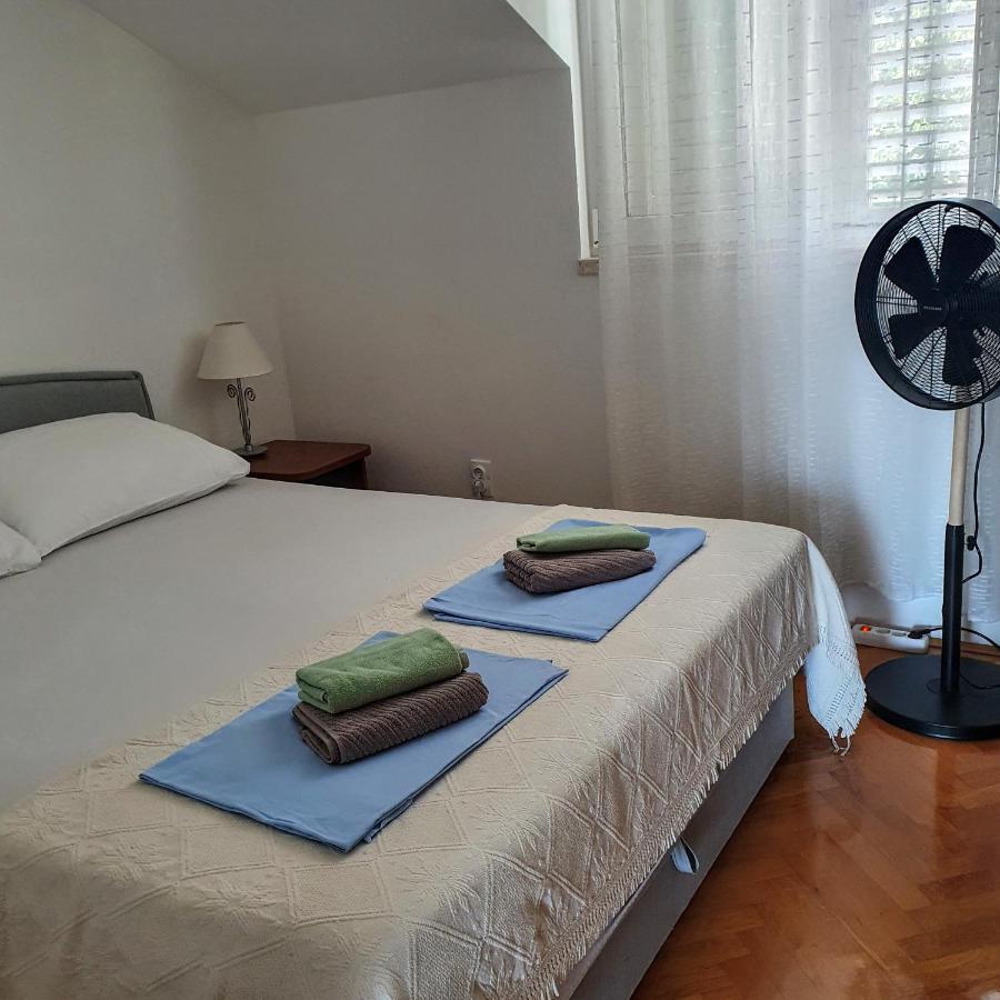 Apartment Kate Slatine Esterno foto